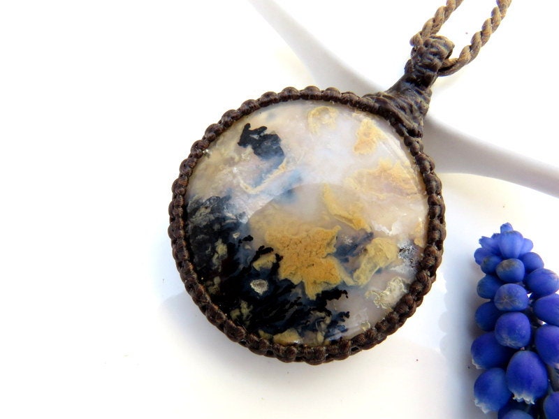 Tiger Dendrite macrame necklace, rare agate necklace, yellow and black, bumblebee necklace, easy wear necklace, wrapped gemstone necklace