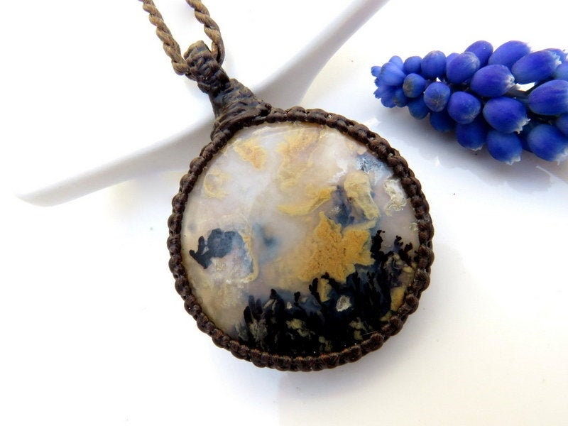 Tiger Dendrite macrame necklace, rare agate necklace, yellow and black, bumblebee necklace, easy wear necklace, wrapped gemstone necklace