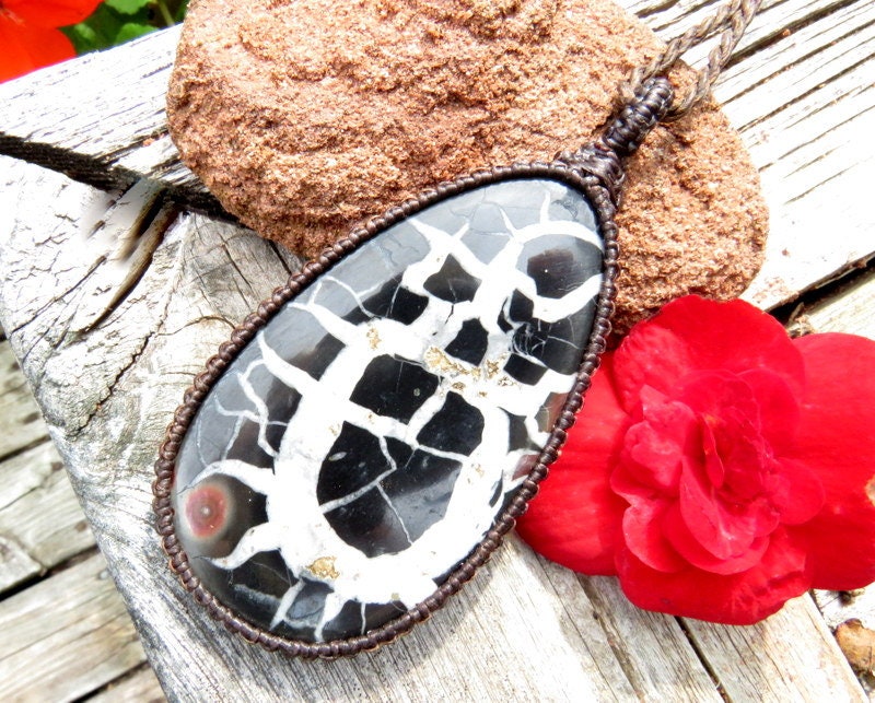 Septarian Dragon Stone necklace, Septarian pendant necklace, fossil gemstone necklace, beach theme, ocean theme jewelry, geology theme