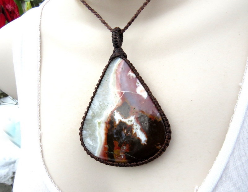 beautiful, large teardrop red agate gemstone necklace, deep burgundy red and gray macrame necklace, statement necklace