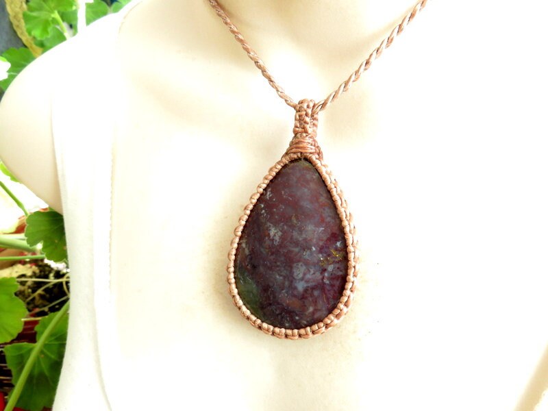 red moss agate teardrop necklace, macrame necklace wrapped in light brown cord