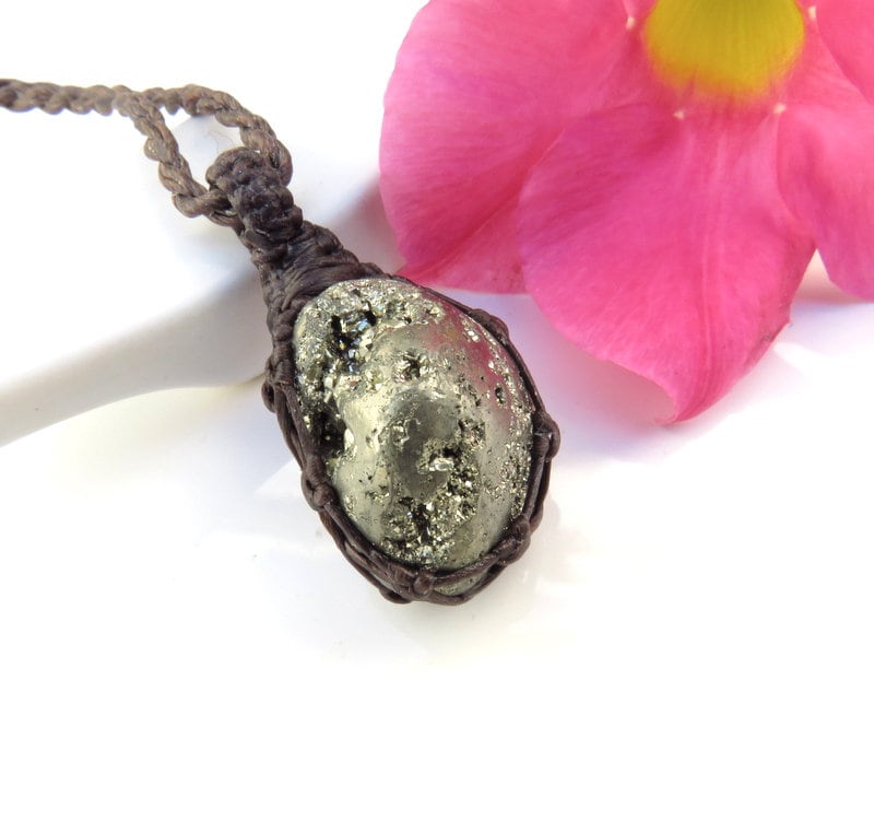 Pyrite Crystal Druzy Necklace, gold necklace, self-confidence crystals, meditation crystals, root chakra crystals, macrame necklace