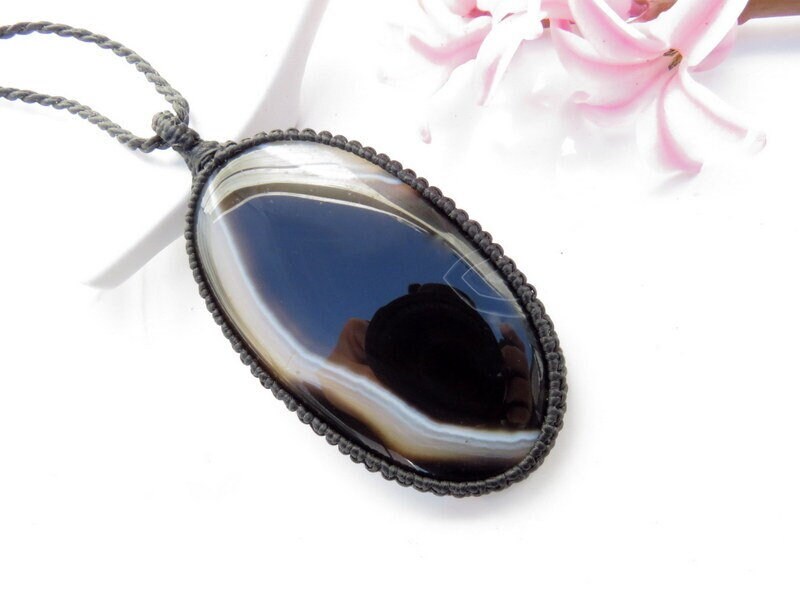 Black Sardonyx gemstone necklace, oval sardonyx stone, black gemstone, sardonyx benefits, black banded agate, sardonyx crystal, black lover