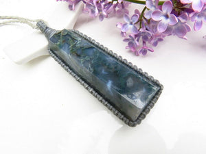 Green Moss Agate necklace, unique christmas gift,, Agate jewelry, moss agate crystal point, macrame necklace, stone pendant, macrame jewelry
