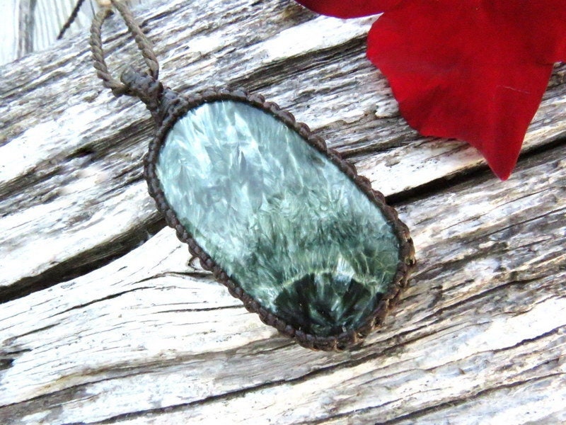 Green Seraphinite gemstone necklace, seraphinite pendant necklace, etsy seraphinite, seraphinite healing benefits, green gemstone pendant
