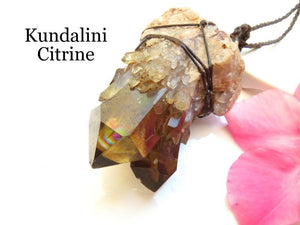 Kundalini Citrine crystal necklace, citrine jewelry, raw citrine pendant necklace, citrine healing, macrame necklace, statement jewelry