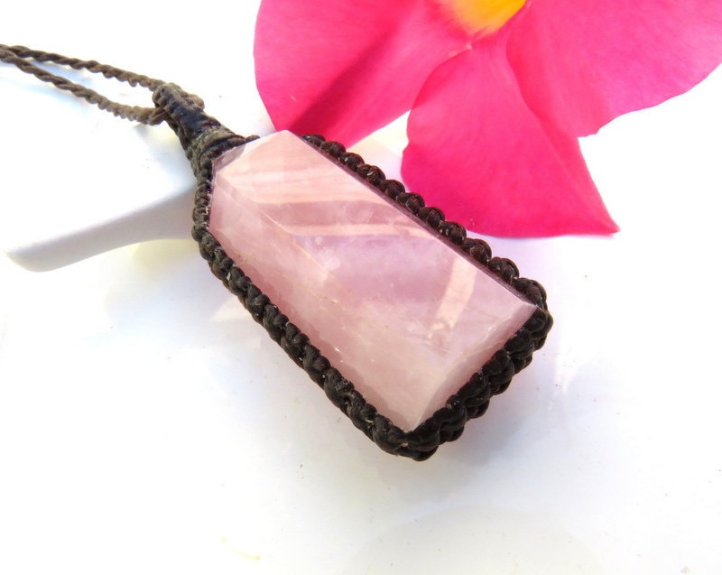 Pink Rose Quartz crystal point necklace, Pink Quartz, Healing crystal jewelry, Etsy best sellers, Etsy crystals, Rose Quartz Gemstone,
