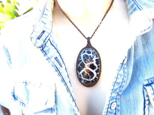 Septarian Necklace, Septarian Geode, Septarian Fossil, mans necklace, for her, Healing stones and crystals, Macrame Jewelry, oval gemsstone