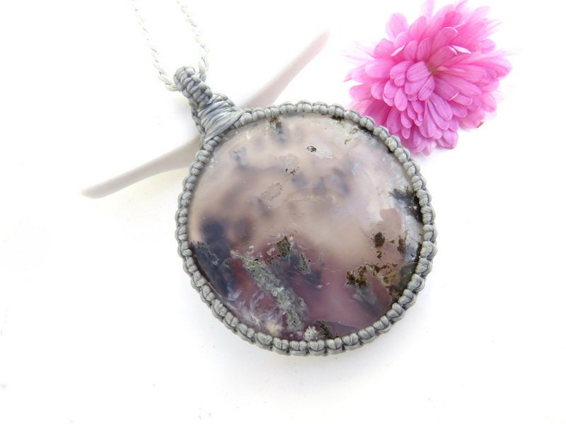RARE Purple Moss Agate pendant, Moss Agate necklace, Macrame necklace, macrame jewelry, boho accessorie, purple agate, unique accessories