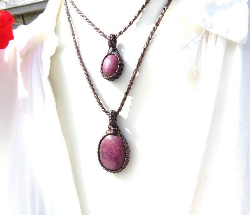 Ruby macrame necklace set / Ruby jewelry / Gift for her / Birthstone necklace / Gemstone Jewelry / macrame jewelry / mom gift / ruby jewelry