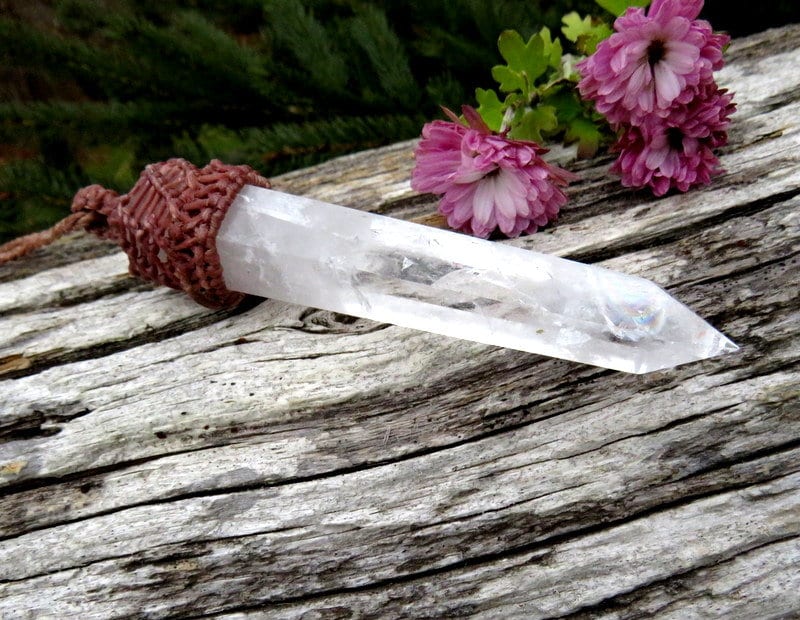 Quartz crystal macrame necklace, gift ideas for her, gifts for the zen seeker, for the boho beauty, for the wellness enthusiast, macrame