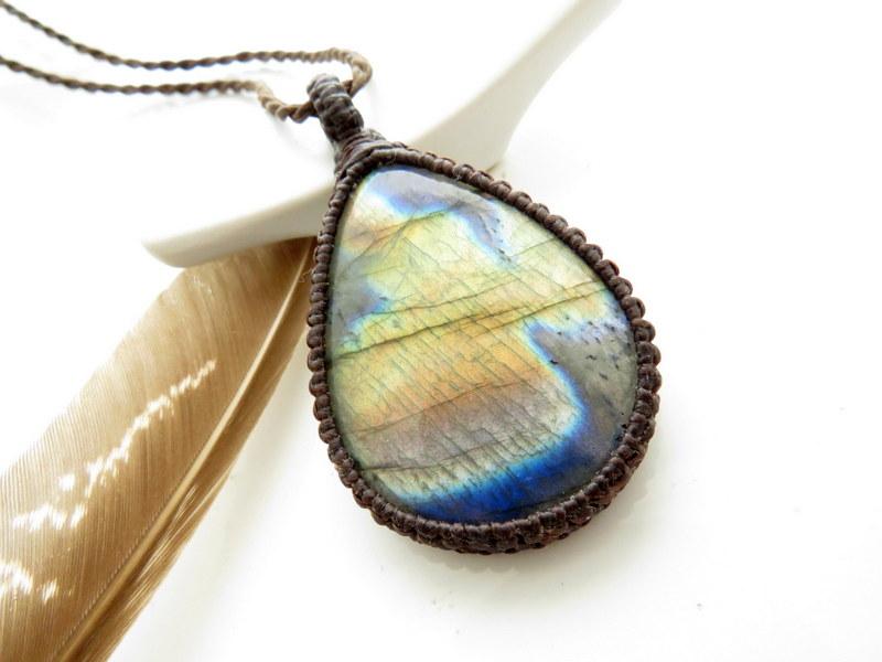 labradorite gemstone necklace, macrame jewelry