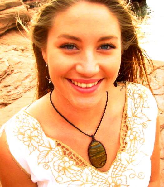 tiger iron macrame gemstone necklace