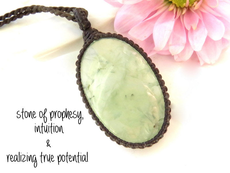 prehnite macrame gemstone necklace