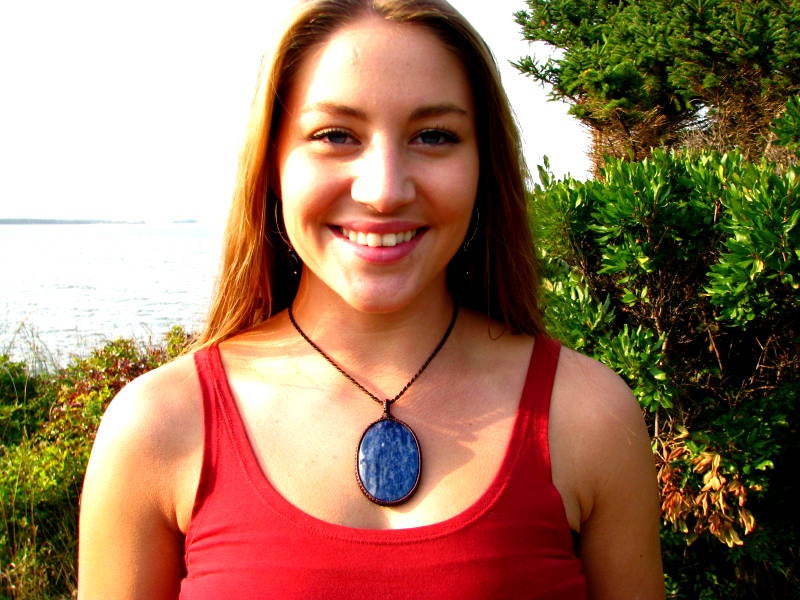 Sodalite gemstone necklace, macrame necklace