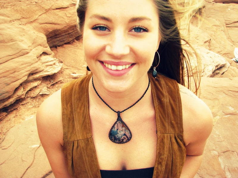 Montana Agate macrame necklace, montana agate jewelry