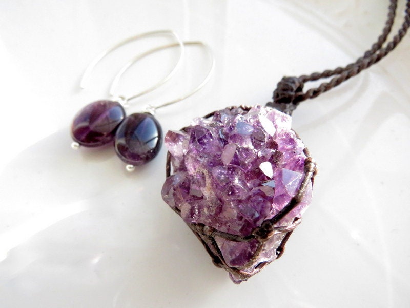 Amethyst crystal necklace and earring set, Amethyst jewelry