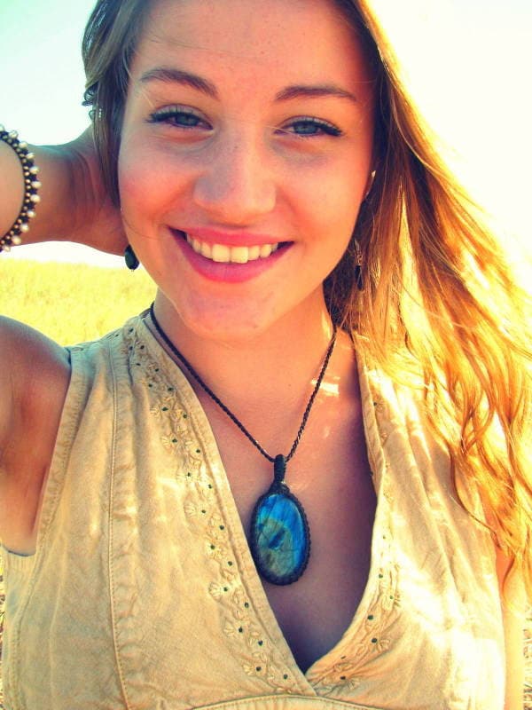 Rainbow Labradorite macrame gemstone necklace, oval labadorite pendant