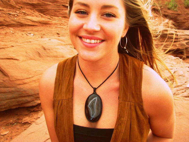 Mothers day gifts for her, Sardonyx macrame necklace