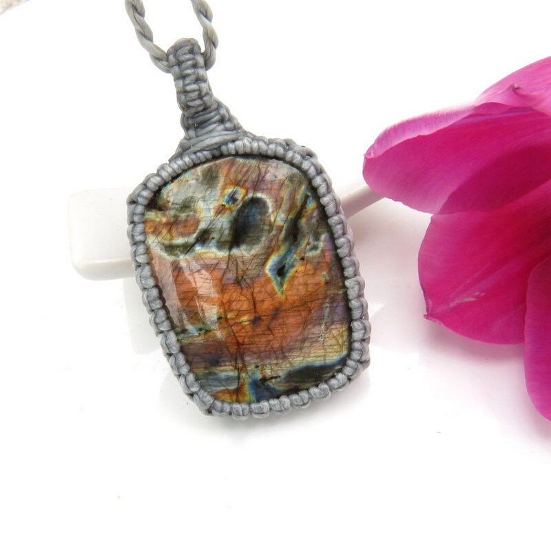 Rainbow Labradorite necklace, boho macrame