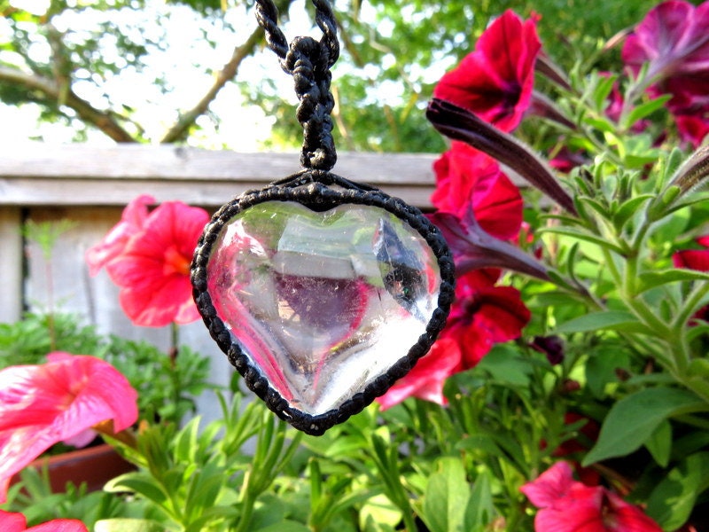 Heart shape Quartz crystal necklace, macrame necklace