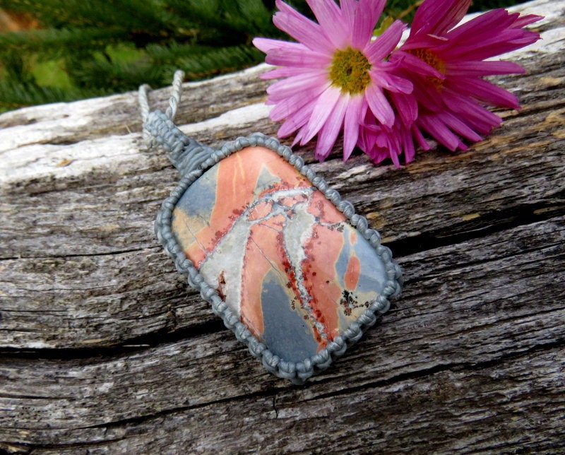 Scenic Maligano Jasper macrame necklace, jasper necklace