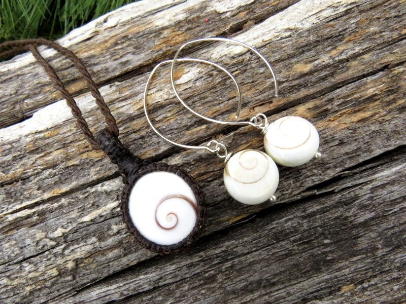 Macrame Shiva Eye Shell Necklace & Sterling Silver Earrings Set