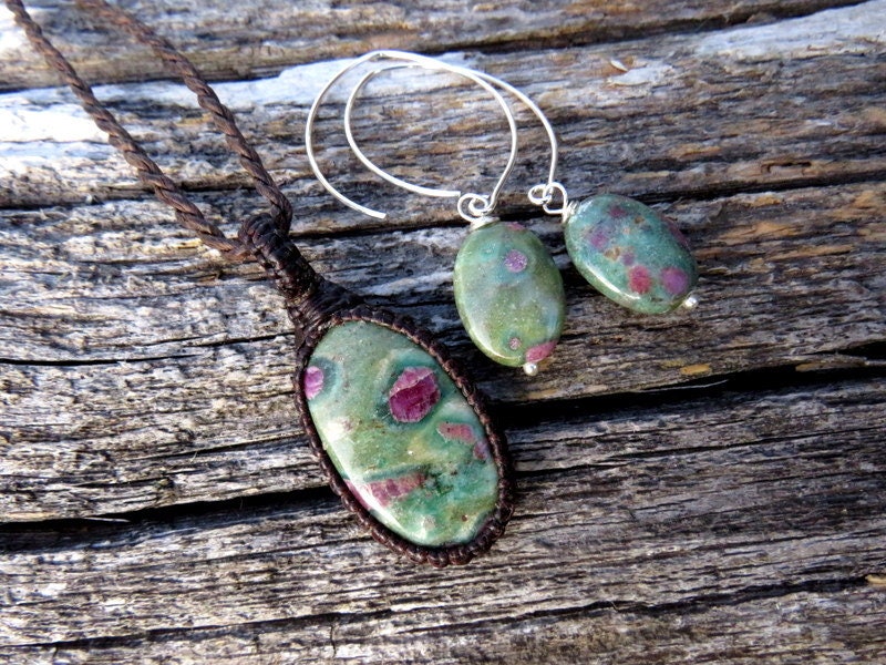 Ruby Fuchsite necklace and earring set, gemstone necklace