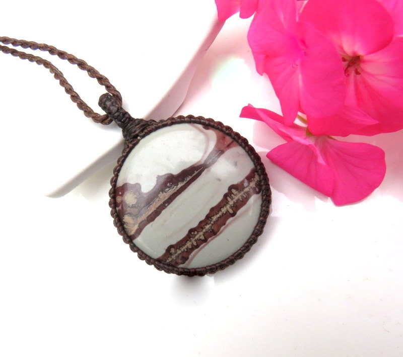 Chohua Jasper, Healing stone necklace