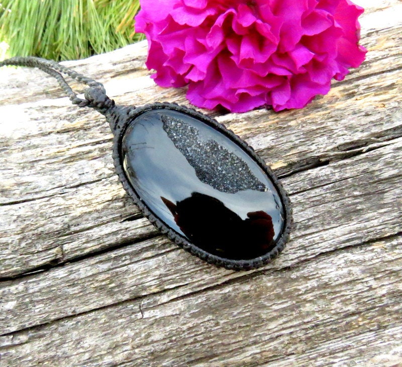 Model wearing oval black Onyx druzy macrame necklace, jet black Onyx with twinkling druzy cavern