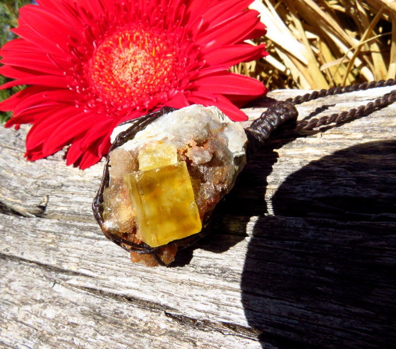 Yellow Fluorite and Quartz necklace, macrame necklace