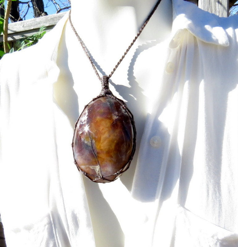 Violet Flame Agate Necklace, agate jewelry, agate necklace, purple agate healing necklace, Macrame jewelry, macrame necklace, for her