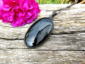 Christmas gifts for her, Black OnyxDruzy Necklace, Onyx jewelry, Druzy necklace , Gift guide, black crystals, macrame necklace