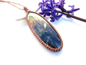 Purple Labradorite gemstone necklace, macrame jewelry, statement jewelry, rainbow labradorite, gift ideas for the boho beauty, gifts for her