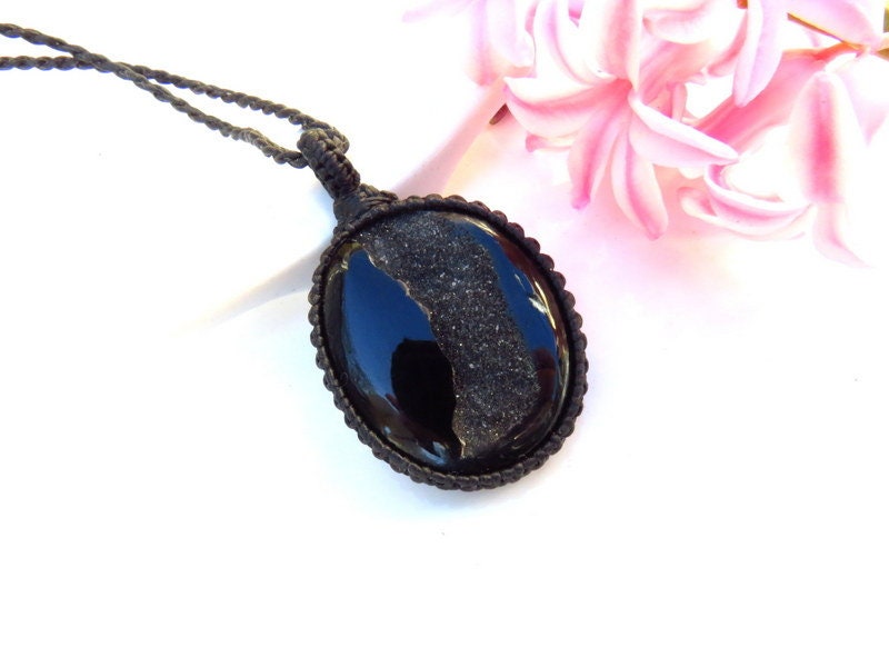 Gifts for her, Black Onyx Druzy macrame necklace