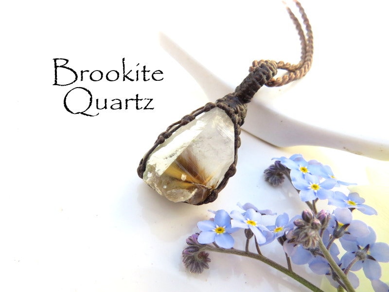 Brookite Quartz macrame necklace, Crystal gifts, Quartz meaning and uses, Quartz healing properties, Quartz jewelry, Earth Aura Creations