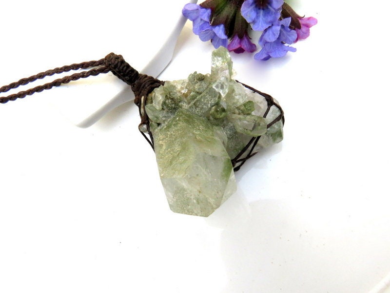 Chlorite Quartz crystal necklace, Raw quartz, Unique jewelry gift ideas, Quartz crystal necklace, Healing crystal and stones,