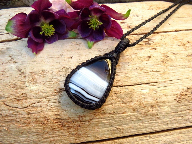 Christmas gifts for her, sardonyx gemstone necklace, casual jewelry, everyday necklace, gift ideas for the teacher, self gift, divorce gifts