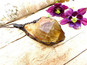 Kundalini Citrine crystal necklace, christmas gift, gift ideas for the glam fan, for the zen seeker, the crystal lover, jewelry lover