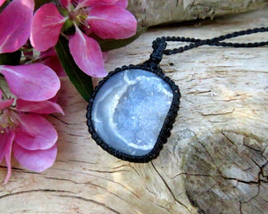Agate Druzy Necklace, Christmas gift, Geode Neckace, Crystal pendant, Healing crystals and gemstones, druzy crystal, gift ideas for her