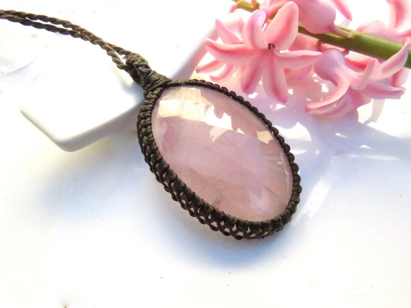Pendant Necklaces, Faceted Rose Quartz macrame necklace, Rose Quartz pendant, Macrame stone necklace, crystal, Healing stone, Gift for her