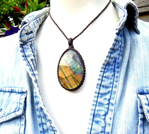 Rainbow Labradorite Boho Necklace, macrame necklace pendant, macrame jewelry, scorpio birthstone necklace, scorpio gifts, gemstone neckace