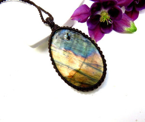 Rainbow Labradorite Boho Necklace, macrame necklace pendant, macrame jewelry, scorpio birthstone necklace, scorpio gifts, gemstone neckace