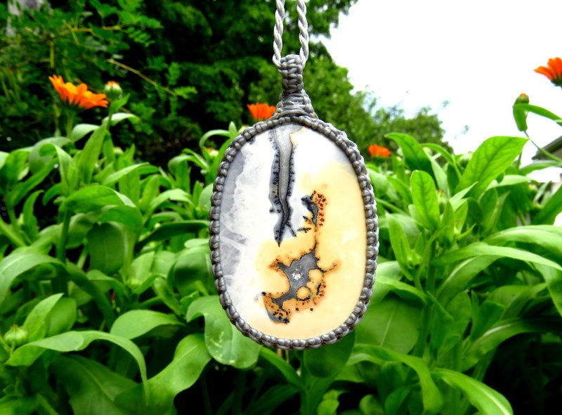 Maligano Jasper gemstone necklace, macrame necklace
