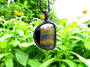 Blue Tiger Eye Macrame Necklace, tiger eye necklace, tigers eye jewelry, tigers eye pendant, blue gemstone, gifts for him, for her