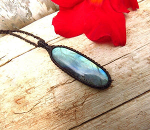 Macrame necklace, Labradorite necklace, Macrame jewelry, Labradorite jewelry, Metaphysical crystal jewelry, gemstone necklace, gift for her