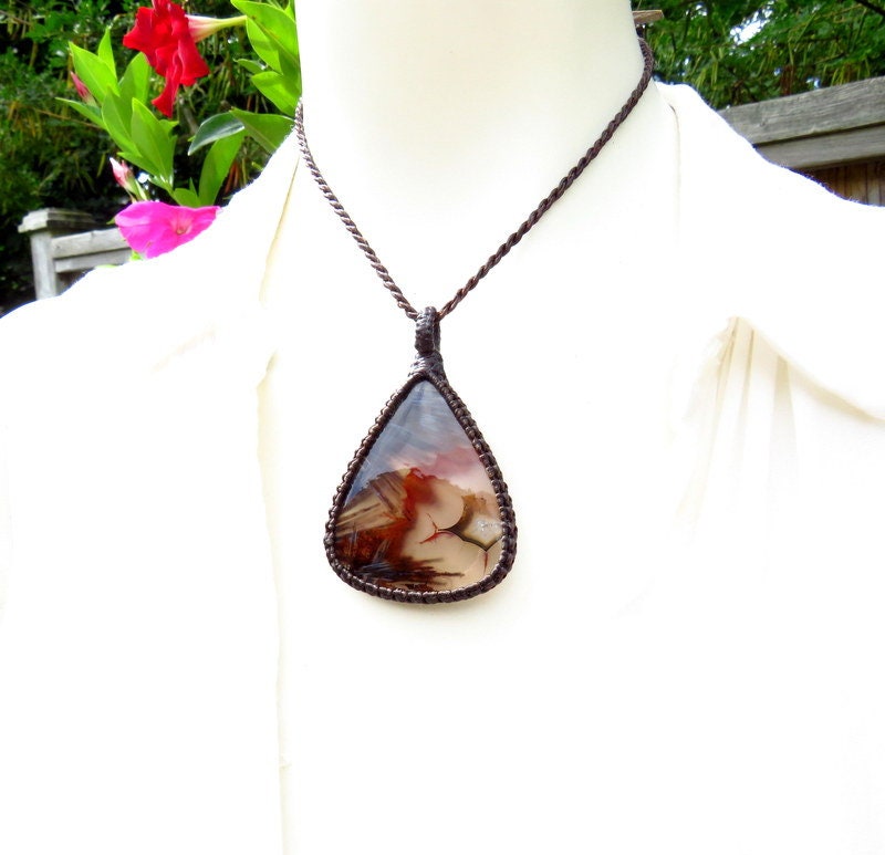 Sagenitic Agate macrame necklace, christmas gift ideas jewelry, agate necklace, eye agate gemstone, turkish agate, rare agates, stick agate