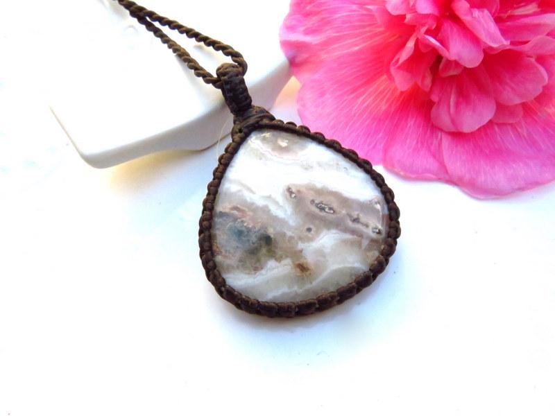 Ocean Jasper gemstone macrame necklace, healing gemstone jewelry, charkra jewelry, gift ideas for the ocean lover, the coastal grandma