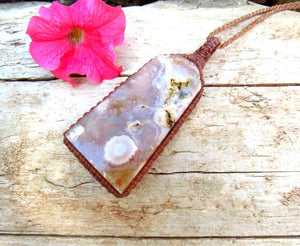 Flower Agate Necklace, flower agate pendant, agate necklace, flower agate, flower agate jewelry, pink agate, macrame necklace, gifts for her