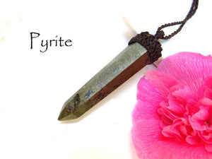 Golden Pyrite crystal point macrame necklace, pyrite necklace, gold gemstone necklace, energy healing stone, chakra necklace